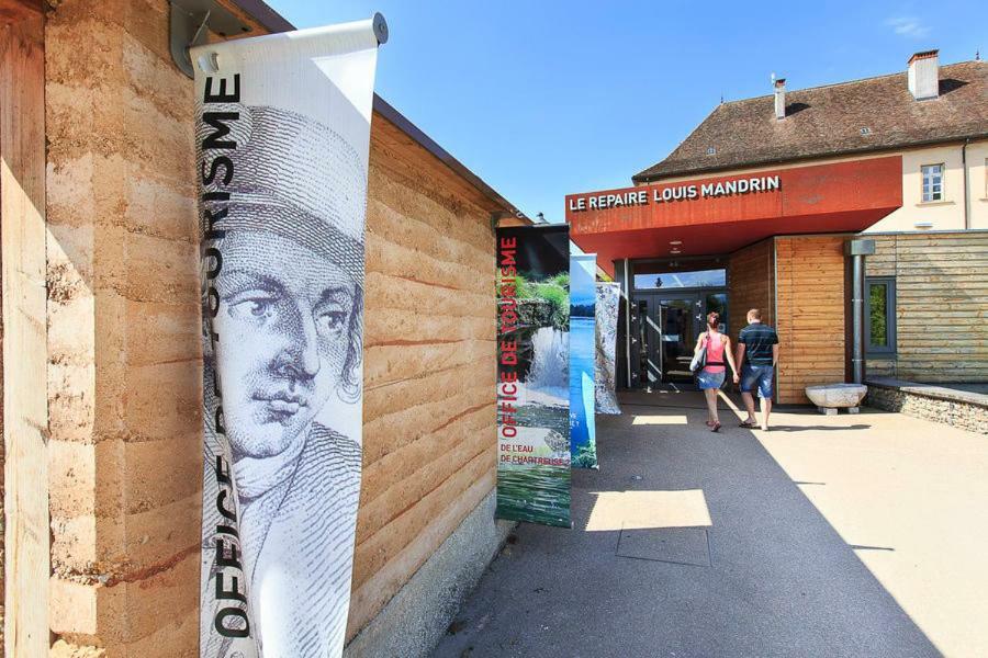 Appartement Au Milieu Des Lacs, Au Bord Du Guiers Aoste Luaran gambar